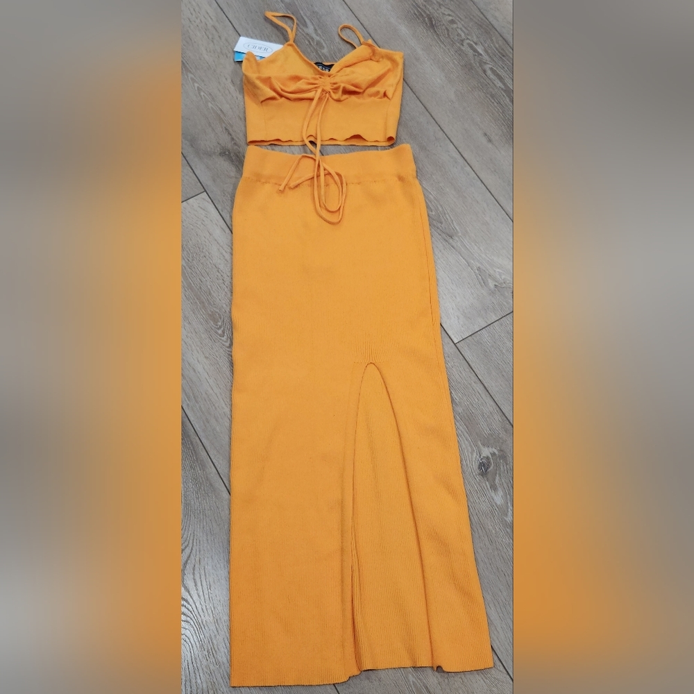 2 Piece Knit Skirt Set
